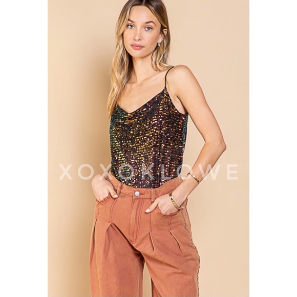 POL Bronze Iridescent Sequin Spaghetti Strap Cami Top - Picture 10 of 13